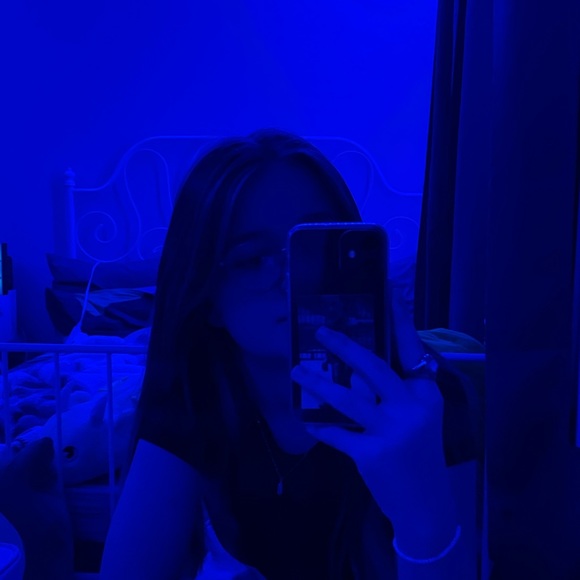 Meet your Posher, Ace - Picture 1 of 1